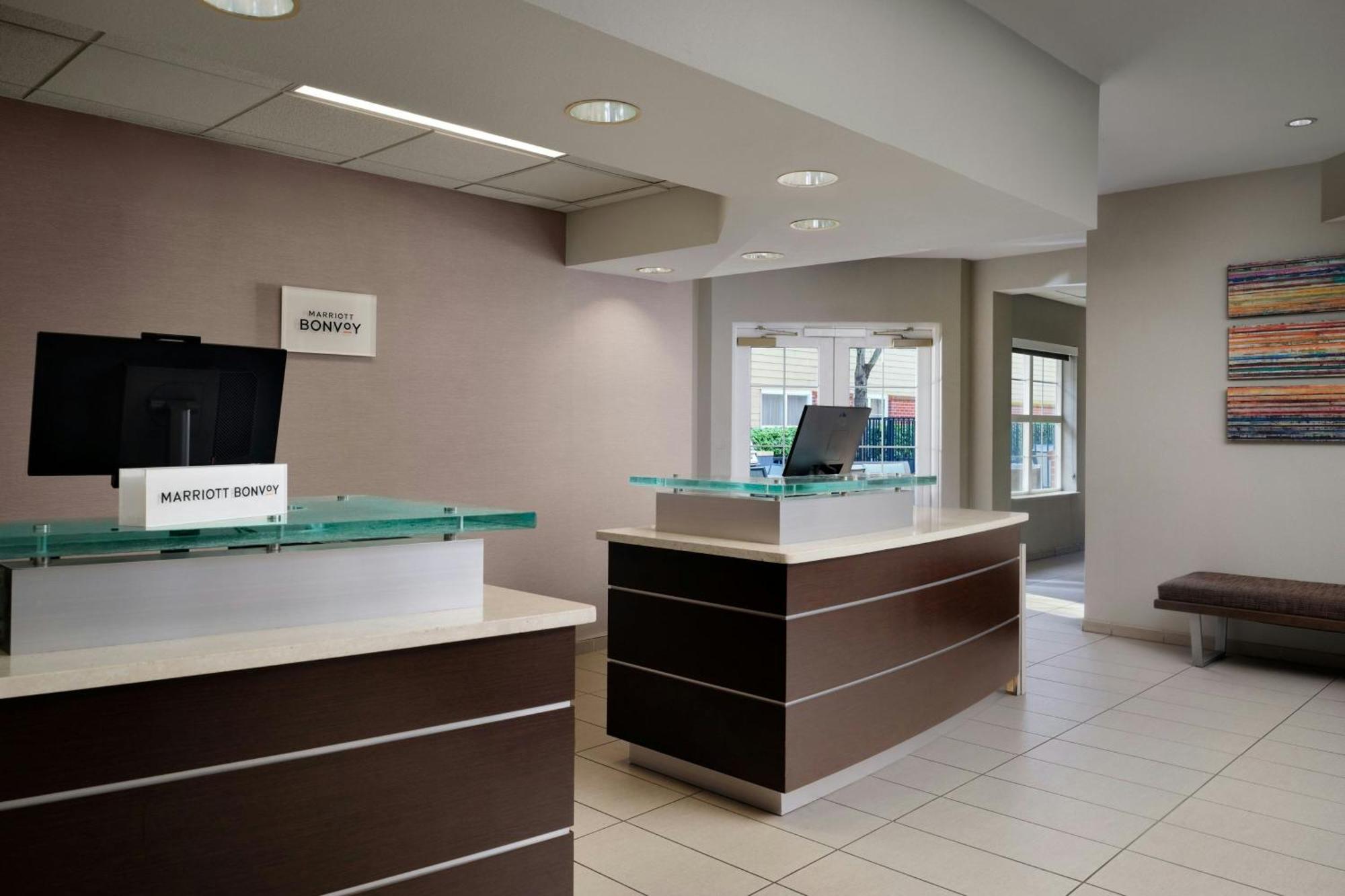 Residence Inn By Marriott Стоктон Екстер'єр фото