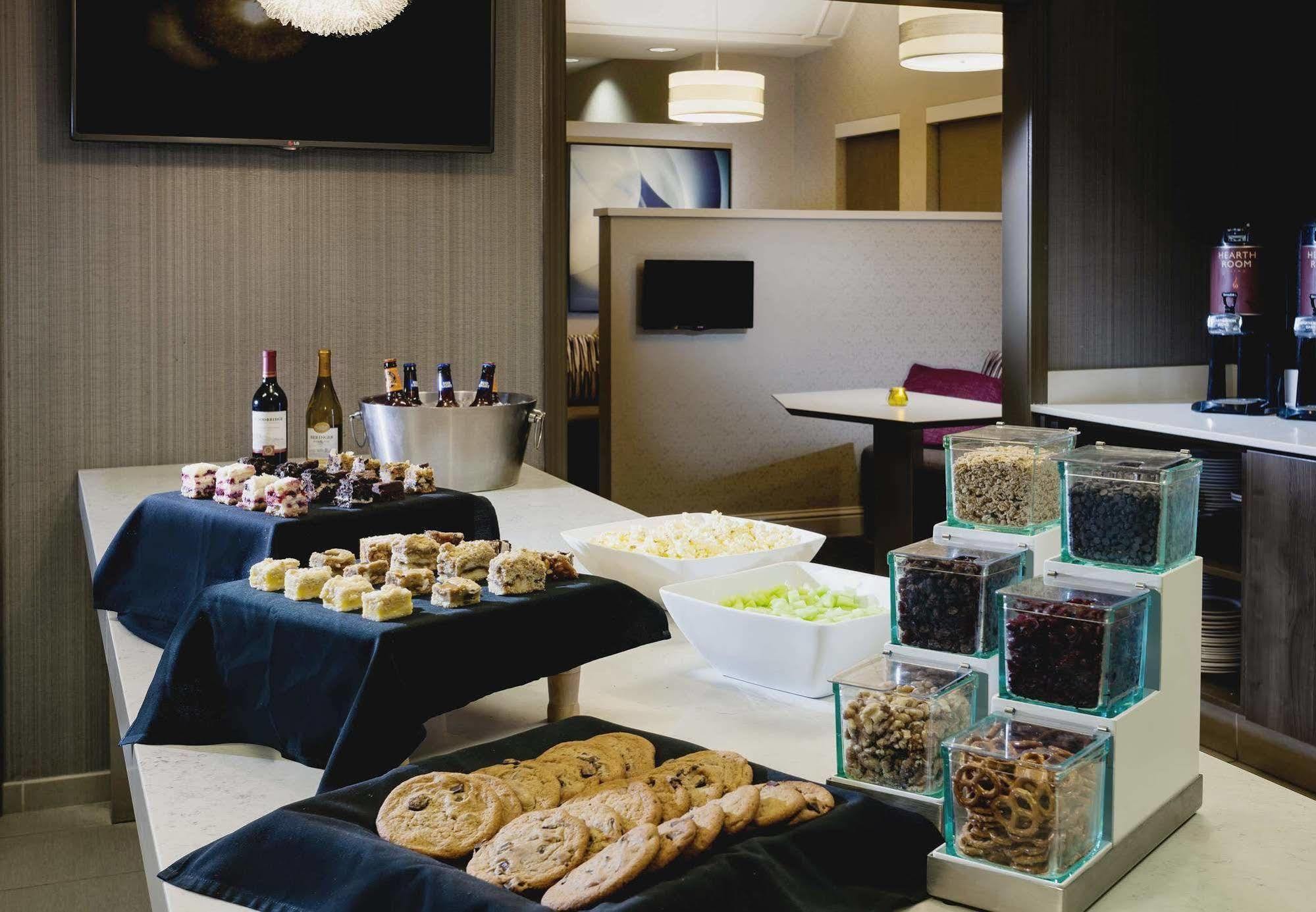 Residence Inn By Marriott Стоктон Екстер'єр фото