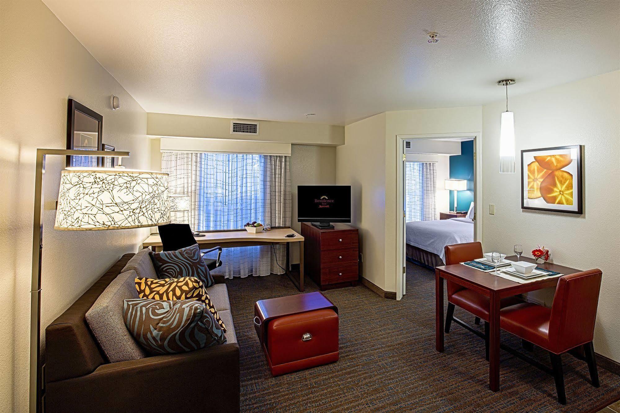 Residence Inn By Marriott Стоктон Екстер'єр фото